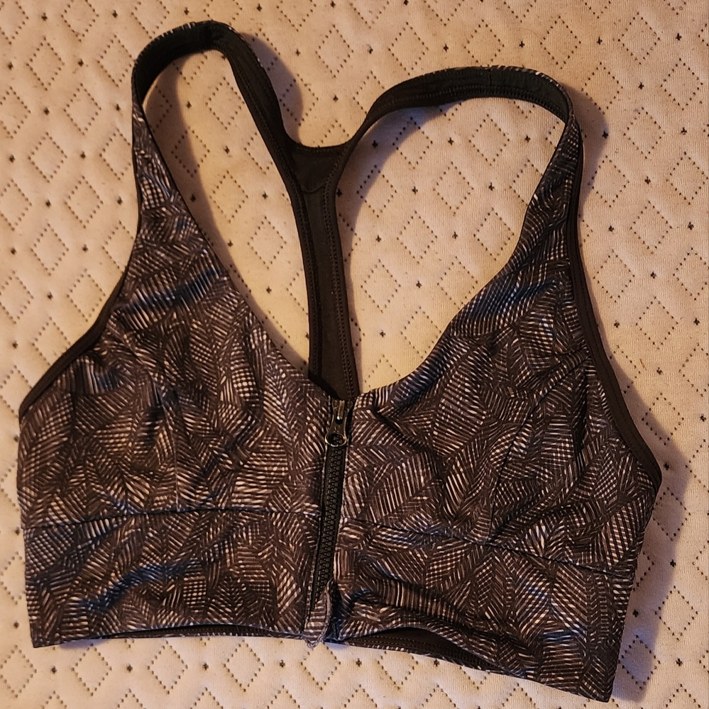 Lululemon bra - size 4- olive green